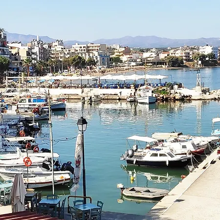 Comfortable And Spacious Opposite A Park In Chania With Parking