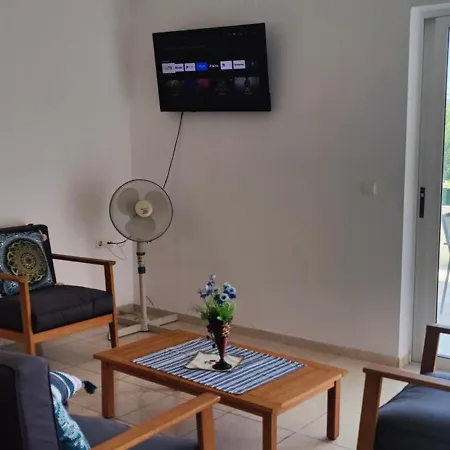 Apartment Comfortable And Spacious Opposite A Park In Chania With Parking Chania (Crete)