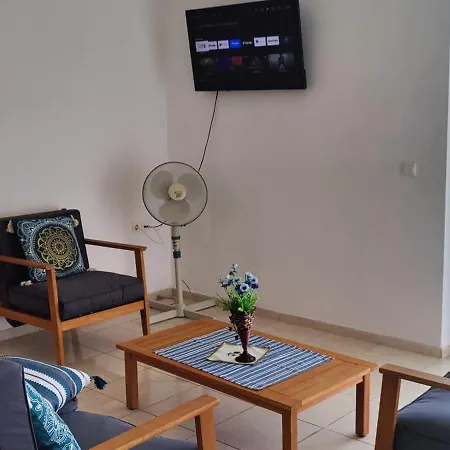 Comfortable And Spacious Opposite A Park In Chania With Parking Chania (Crete)